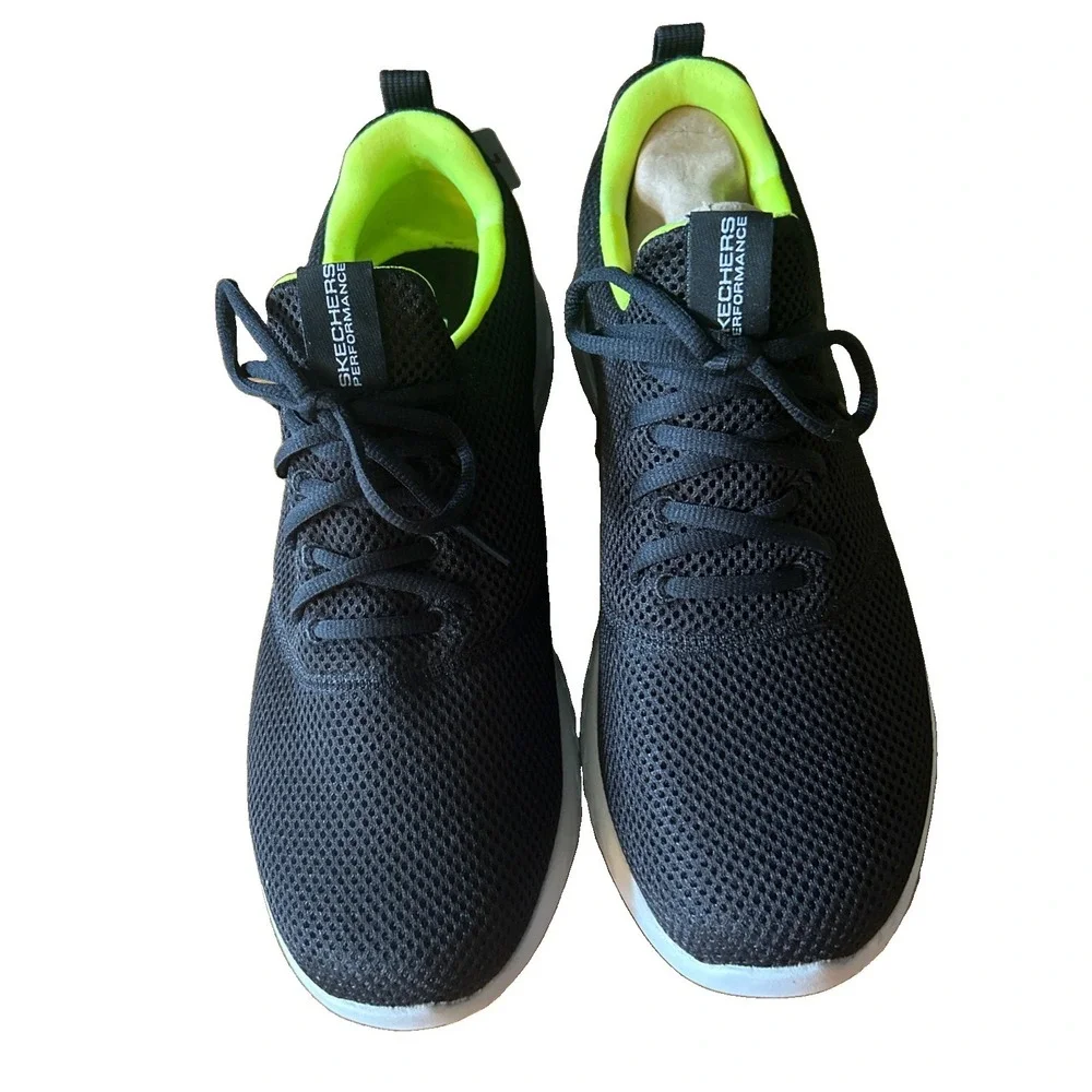 NWT Skechers GO RUN 600 Defiance Mens 10.5 Running Shoes Black Green Sneaker